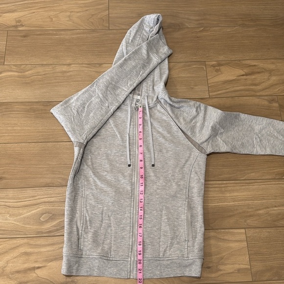Zip up hoodie - Picture 7 of 10
